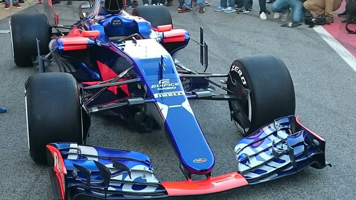 Toro_Rosso_03.jpg