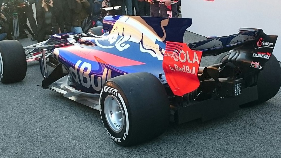 Toro_Rosso_05.jpg