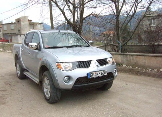 L200.jpg