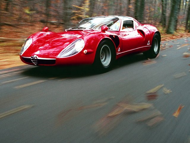 alfa-romeo-33-stradale-03.jpg