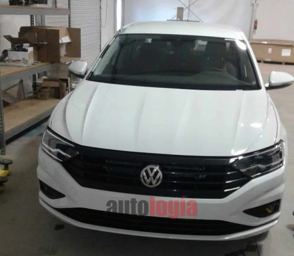 Volkswagen Jetta 2017 1.jpg