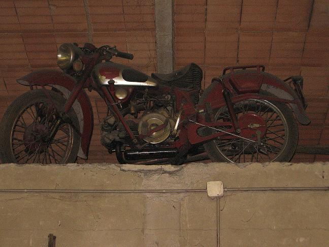 guzzi.JPG